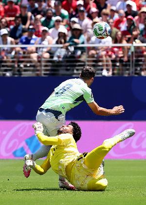 实时广东铭途vs厦门飞鹭比分预测_实时广东铭途vs厦门飞鹭比分预测在线观看_免费看直播