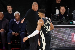 实时NBA雄鹿vs国王全场录像_实时NBA雄鹿vs国王全场录像在线观看_免费看直播